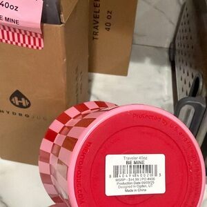 HydroJug Be Mine Traveler 40oz Red and Pink